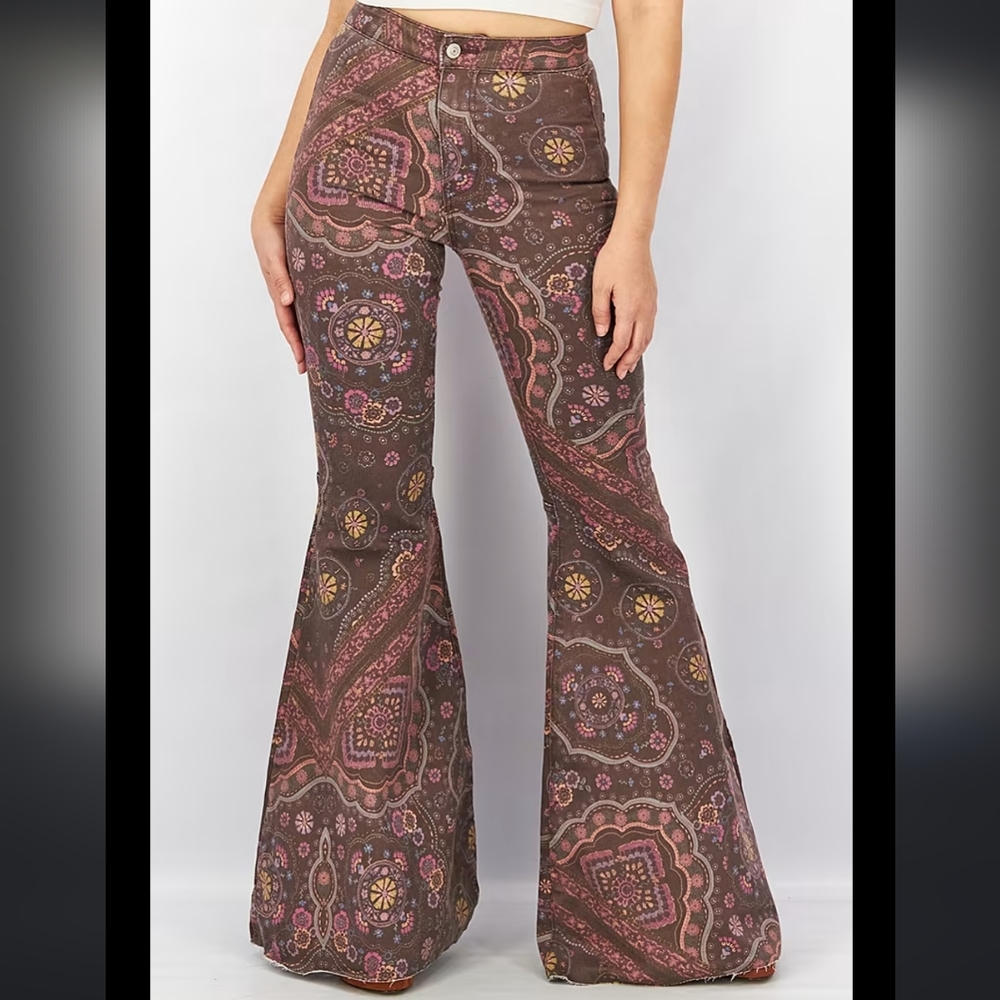 Just Float On Printed Flare Jeans - Picture 4 of 14